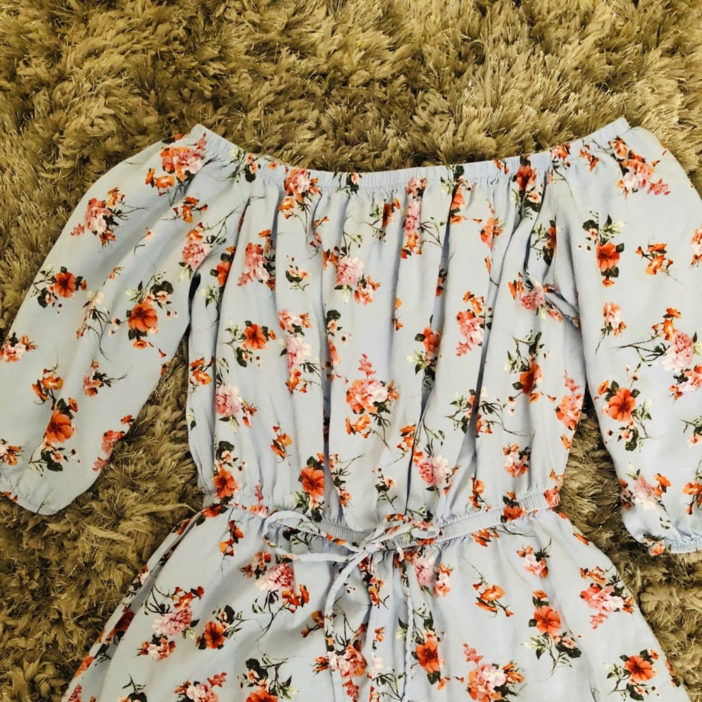 Romper - Picture 2 of 4